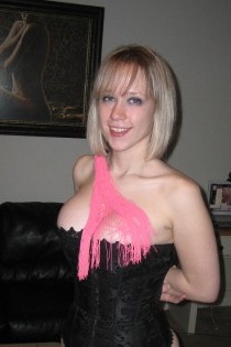 , 25  female escort, kelowna