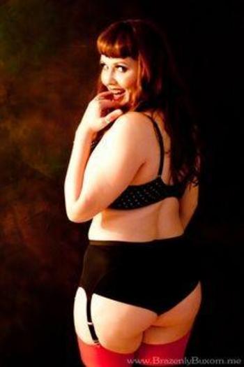 , 54  female escort, Kelowna
