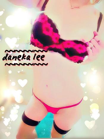 , 29  female escort, Kelowna