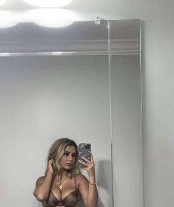 Adriana, 24 Caucasian/White female escort, Kelowna