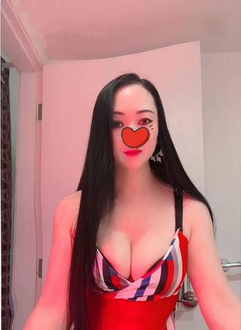 Jenny, 24 Asian female escort, Kelowna