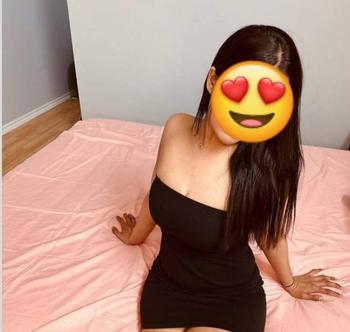 Preet, 22 Indo Canadian female escort, Kelowna