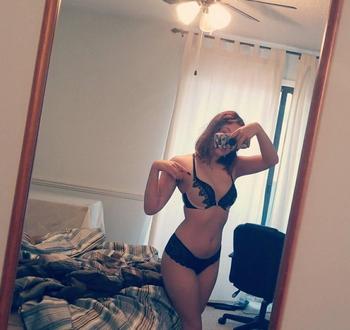 Ivy Bee, 19 Caucasian female escort, Kelowna/Okanagan